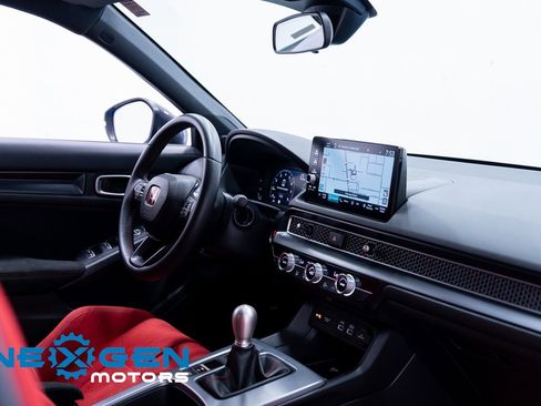 Used 2024 Honda Civic Type R image 41
