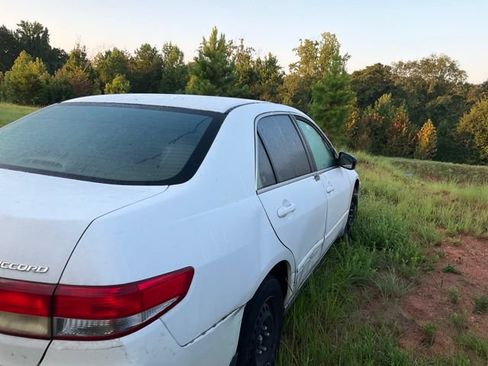 Used 2004 Honda Accord LX image 4