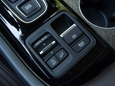 Certified 2026 Honda Pilot Elite image 29
