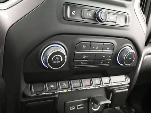 Used 2022 Chevrolet Silverado 1500 Custom RWD image 20