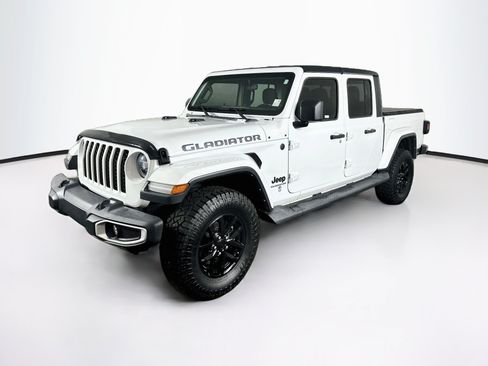 Used 2022 Jeep Gladiator Sport AWD/4WD image 3