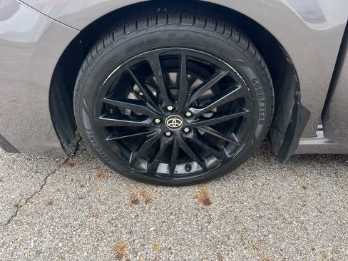 Used 2023 Toyota Camry XSE image 28