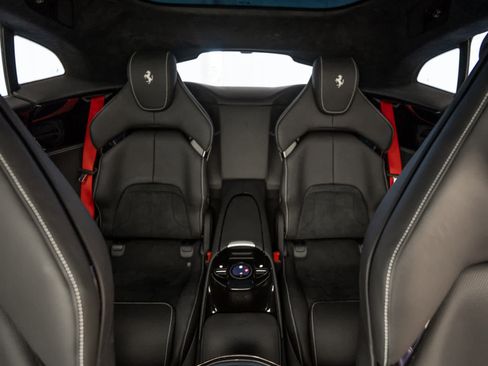 Certified 2025 Ferrari Purosangue image 26
