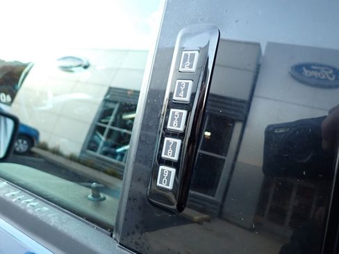 Used 2023 Ford F150 Lariat w/ Equipment Group 502A High image 16