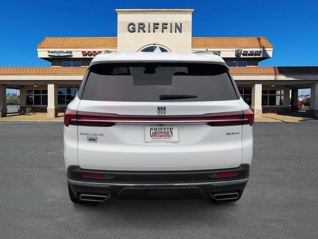 Used 2025 Buick Enclave Preferred FWD image 8