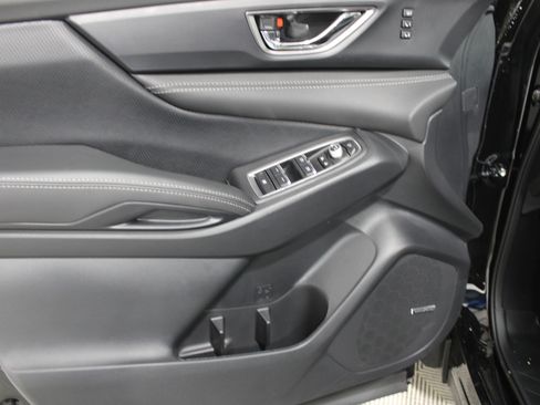 New 2026 Subaru Ascent Limited AWD/4WD image 6