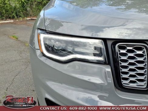 Used 2022 Jeep Grand Cherokee Laredo X AWD/4WD image 10