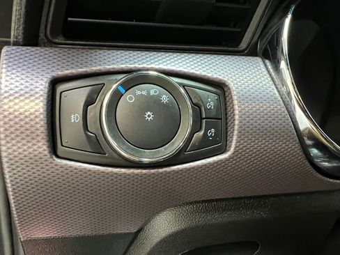Used 2017 Ford Mustang GT RWD image 17