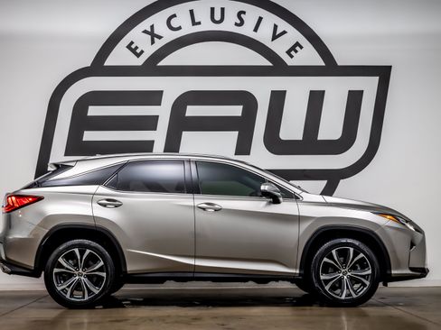 Used 2019 Lexus RX 350 FWD w/ Navigation Package image 9