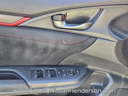 Used 2018 Honda Civic Type R image 19