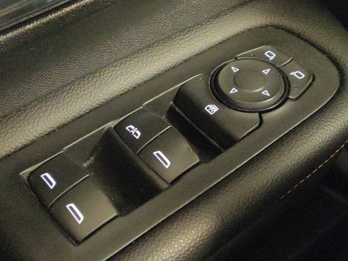 Used 2021 GMC Terrain SLT FWD image 27