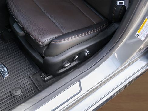 Certified 2023 Cadillac CT5 Sport image 8