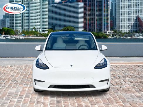 Used 2021 Tesla Model Y Performance AWD/4WD image 2
