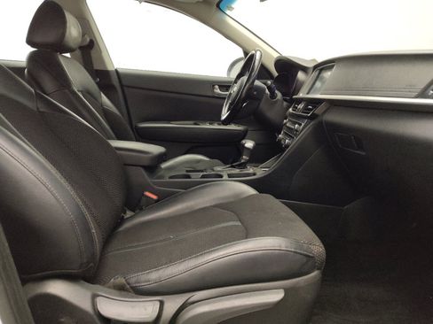 Used 2019 Kia Optima S w/ S Panoramic Sunroof Package image 21