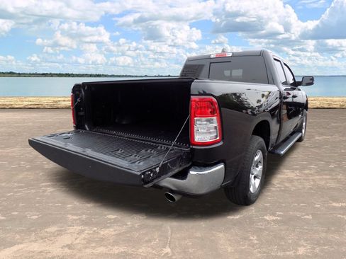 Used 2022 RAM 1500 Big Horn AWD/4WD image 12