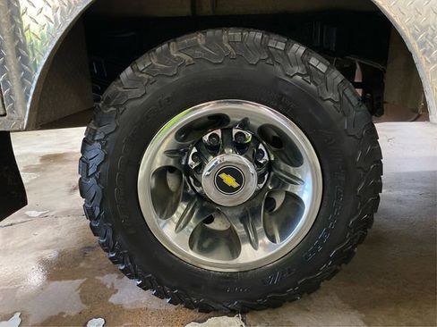 Used 2012 Chevrolet Silverado 3500 LT w/ Interior Plus Package AWD/4WD image 16