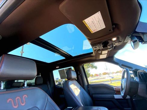 Used 2017 Ford F250 King Ranch w/ King Ranch Ultimate Package image 13