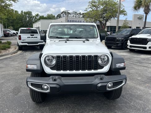New 2026 Jeep Gladiator Sport image 20
