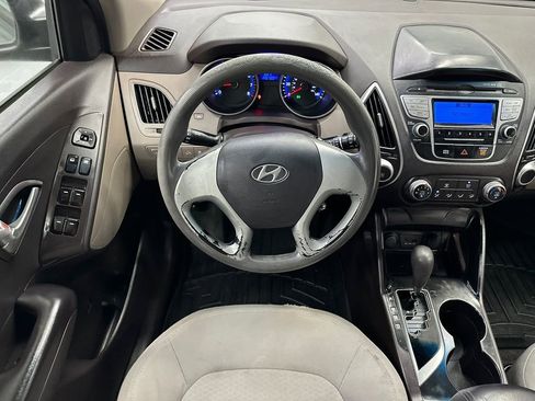 Used 2013 Hyundai Tucson GL FWD image 20