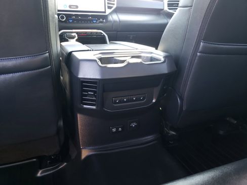 Used 2025 Toyota Tundra Platinum image 20