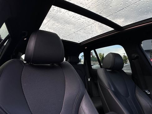Used 2019 BMW X5 xDrive40i w/ M Sport Package AWD/4WD image 33