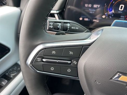 New 2025 Chevrolet Suburban Premier image 18