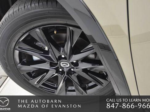 Certified 2025 MAZDA CX-5 Carbon Edition image 33