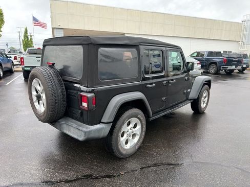 Used 2019 Jeep Wrangler Unlimited Sport S AWD/4WD image 10