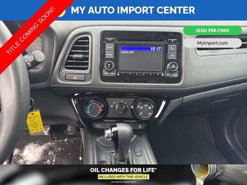 Used 2022 Honda HR-V LX image 10