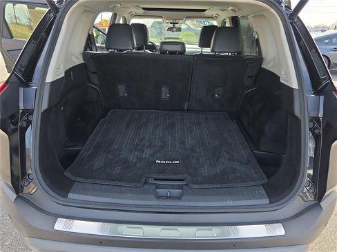 Used 2023 Nissan Rogue SV w/ SV Premium Package image 14