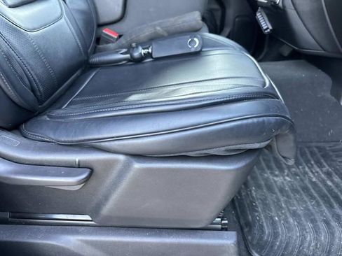 Used 2024 Chevrolet Silverado 2500 Custom w/ Custom Value Package image 13