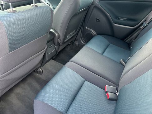 Used 2005 Toyota Matrix XR image 12