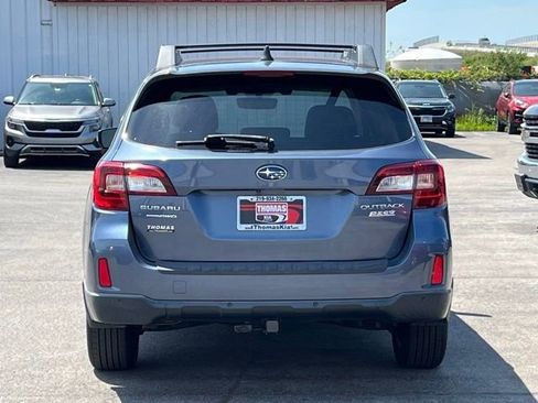 Used 2017 Subaru Outback 2.5i Limited AWD/4WD image 11