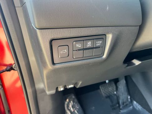 Used 2025 MAZDA CX-5 AWD 2.5 S w/ Preferred Package image 13