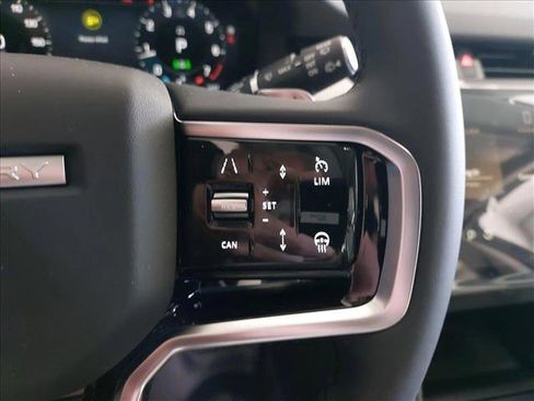 New 2025 Land Rover Discovery Sport S image 19