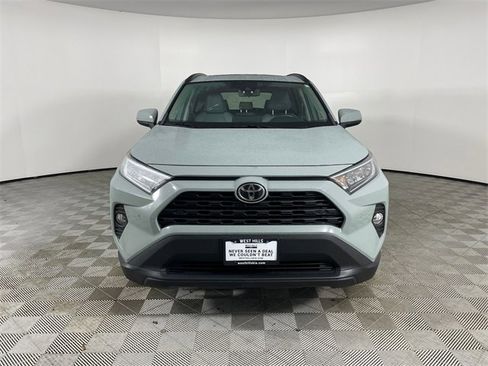 Used 2019 Toyota RAV4 XLE Premium image 27