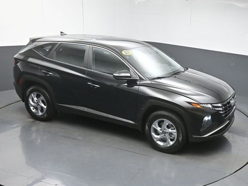 Used 2023 Hyundai Tucson SE image 39