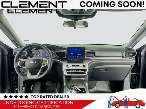 Used 2022 Ford Explorer XLT w/ Equipment Group 202A image 12