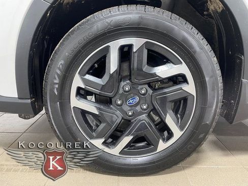 Used 2020 Subaru Outback Touring w/ Popular Package #2 image 7