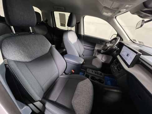 New 2025 Ford Maverick XLT w/ XLT Luxury Package image 24