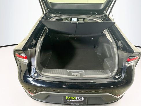 Used 2024 Toyota Prius LE FWD image 27