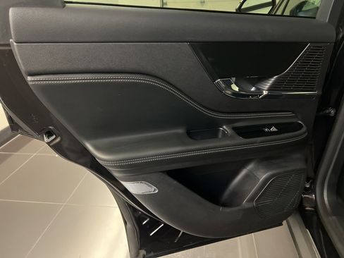 Used 2022 Lincoln Corsair AWD w/ Equipment Group 101A image 33