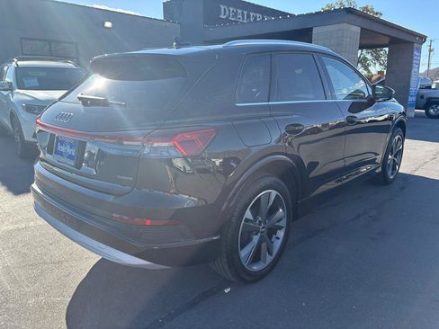 Used 2022 Audi Q4 e-tron Premium Plus w/ Premium Plus AWD/4WD image 5