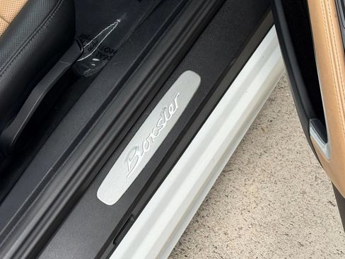 Used 2019 Porsche 718 Boxster RWD image 34