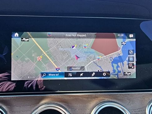 Used 2022 Mercedes-Benz E 350 4MATIC Sedan w/ AMG Line Exterior image 17