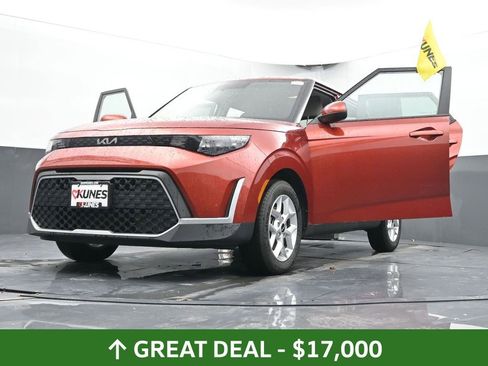 Used 2025 Kia Soul LX w/ LX Technology Package FWD image 74