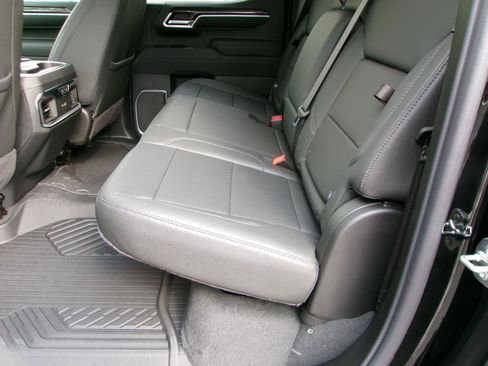 New 2026 Chevrolet Silverado 1500 LTZ w/ LTZ Premium Package image 14