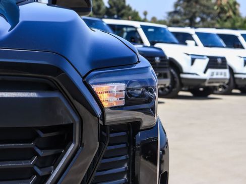 Used 2026 Toyota Tacoma TRD Sport AWD/4WD image 7