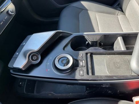 Used 2025 Kia EV6 Light RWD image 24