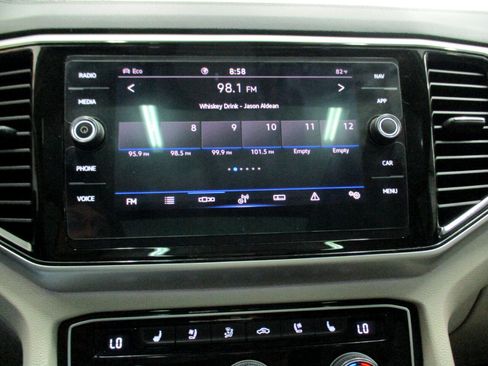 Used 2021 Volkswagen Atlas SEL Premium image 25